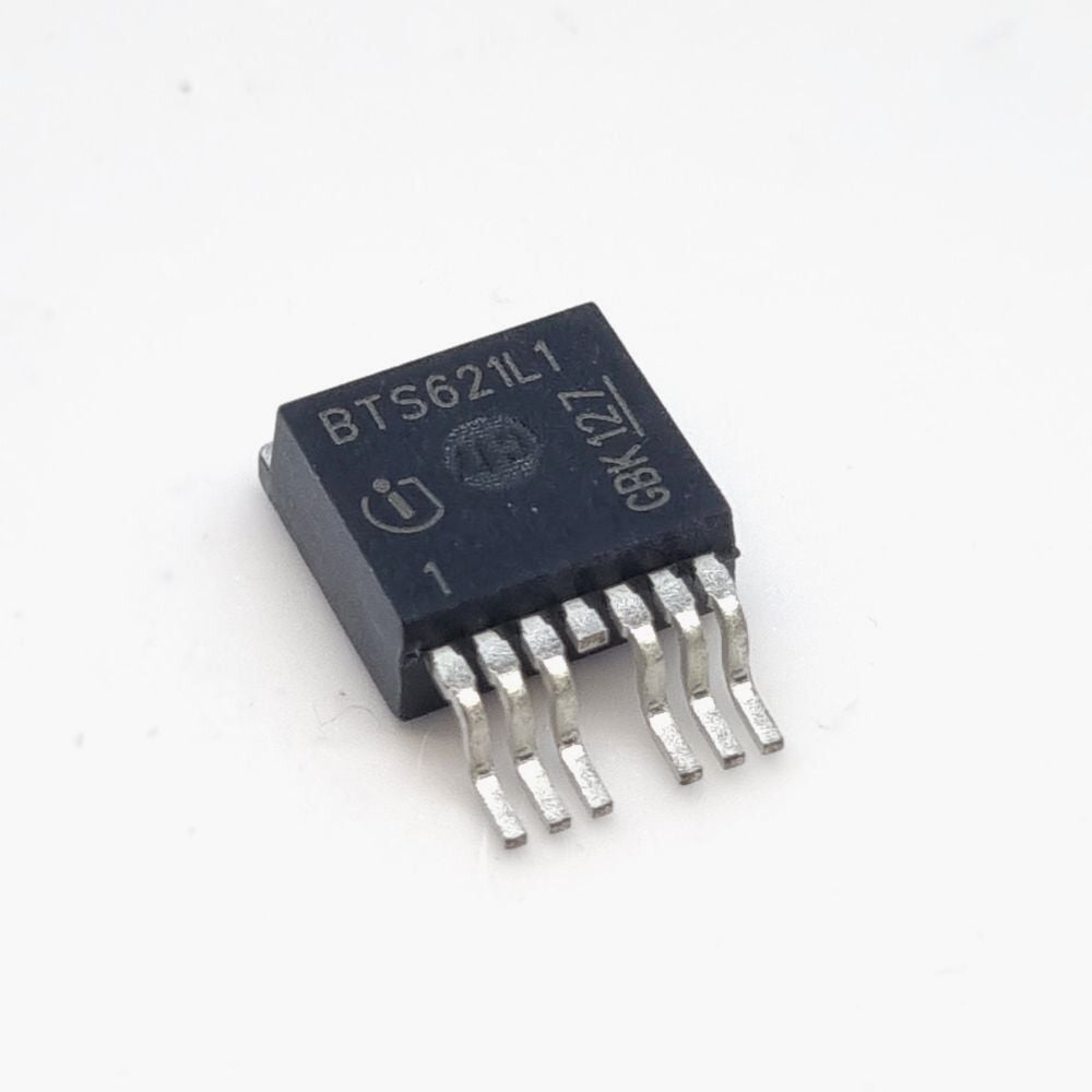 BTS621L1 TO-263/7  Smart Power Switch
