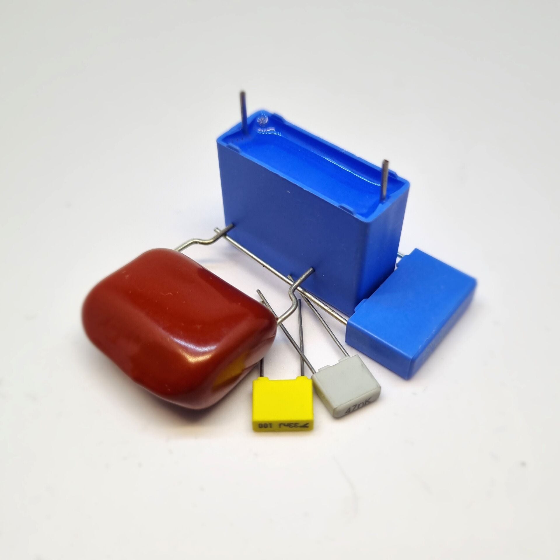 3.3UF 63V Polyester Kondansatör