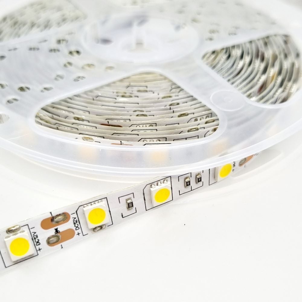 2001-3ÇİPLİ İÇ MEKAN GÜNIŞIĞI ŞERİT LED 5MT 12V